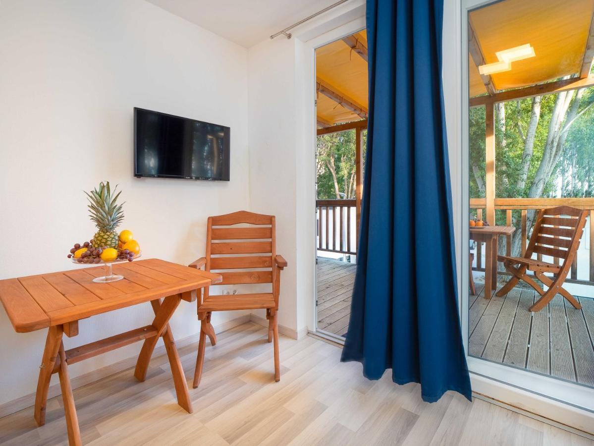 Mediteran Travel Mobile Homes Miran Пировац Экстерьер фото