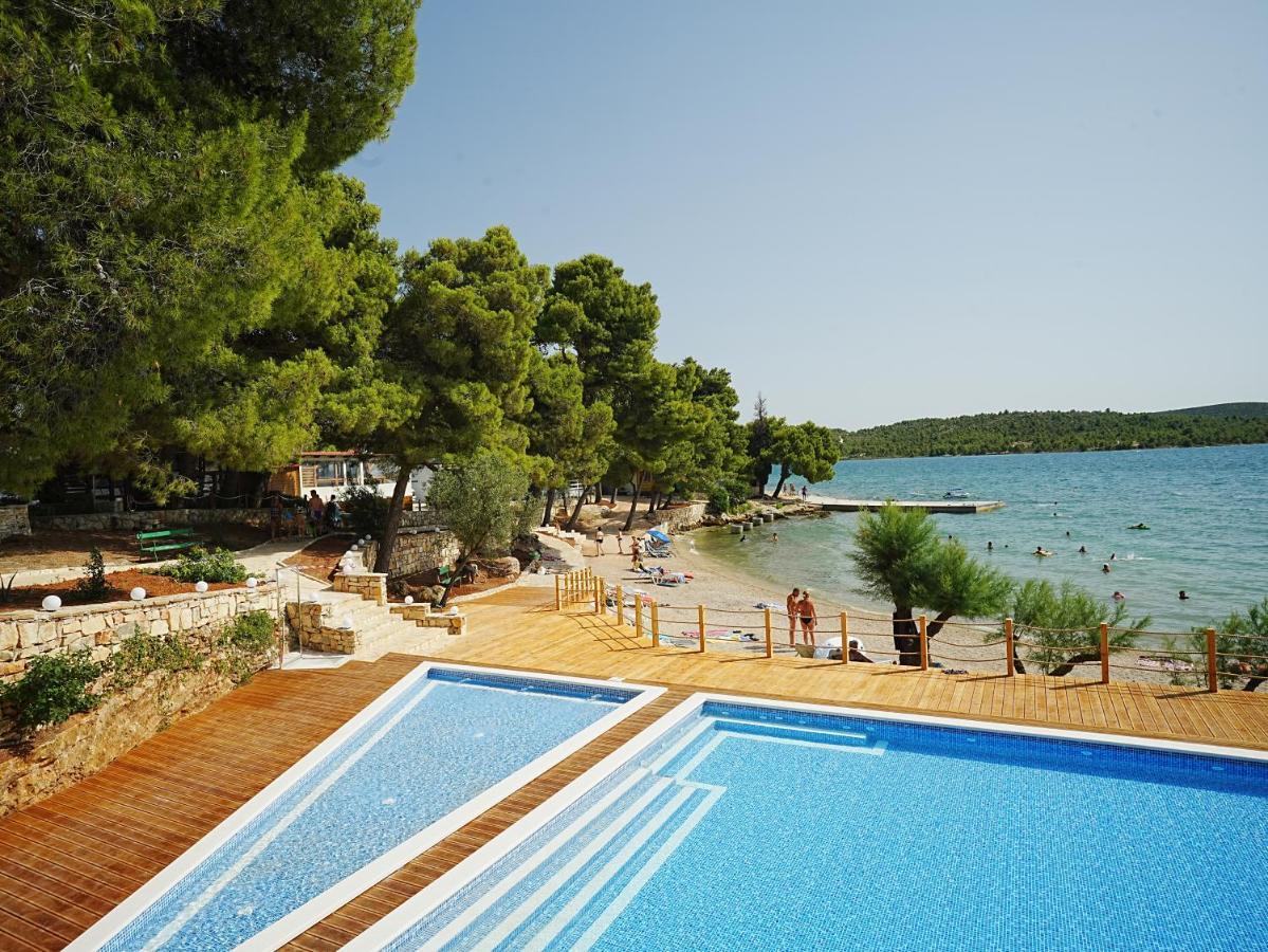 Mediteran Travel Mobile Homes Miran Пировац Экстерьер фото